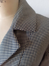 Load image into Gallery viewer, 1950s - Elegant Italian 2pc Soft Wool Suit - W31 (78cm)