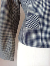 Load image into Gallery viewer, 1950s - Elegant Italian 2pc Soft Wool Suit - W31 (78cm)