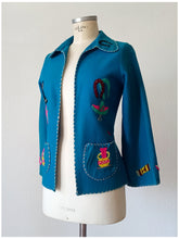 Charger l'image dans la galerie, 1940s 1950s - Gorgeous Blue Embroidered Mexican Jacket