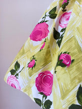 Load image into Gallery viewer, 1950s 1960s - Stunning Roseprint Cotton Dress - W27 (68cm)