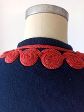 Charger l'image dans la galerie, 1950s - Gorgeous Trimming Cashmere Cardigan