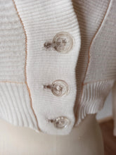 Charger l'image dans la galerie, 1950s - DARIO SOLES, Spain - Deadstock White Cropped Cardigan - Sz XS/S