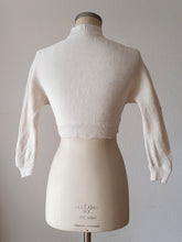 Charger l'image dans la galerie, 1950s - DARIO SOLES, Spain - Deadstock White Cropped Cardigan - Sz XS/S