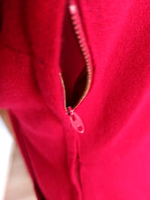 Charger l'image dans la galerie, 1940s 1950s - Stunning Red Wool Dress - W29 (74cm)