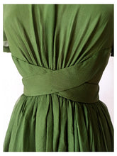 Charger l'image dans la galerie, 1950s 1960s - Exquisite French Moss Green Chiffon Silk Dress - W26 (66cm)