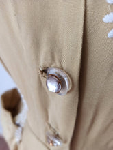Cargar imagen en el visor de la galería, 1940s - Gorgeous French Corn Embroidery Linen Dress - W28 (70cm)