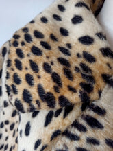 Charger l'image dans la galerie, 1950s - AZENS - LA FRANCE - Spectacular Cheetah Faux Coat