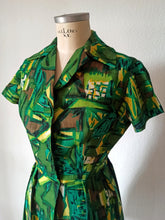 Charger l'image dans la galerie, 1950s 1960s - Fabulous Abstract Green Linen Dress - W28.5 (72cm)
