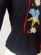 Cargar imagen en el visor de la galería, 1940s - Gorgeous Black Embroidery Cardigan