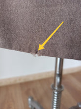 Laden Sie das Bild in den Galerie-Viewer, 1940s - Stunning Gabardine Wool Dress - W25 (64cm)