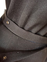 Cargar imagen en el visor de la galería, 1940s - Superb Black Gabardine Wool Dress - W39 (100cm)