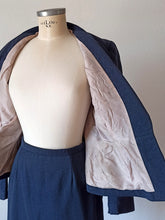 Cargar imagen en el visor de la galería, 1940s - PARIS - New Look Stone Blue Wool Ensemble - W28/27 (70/68cm)