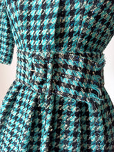 Charger l'image dans la galerie, 1950s 1960s - Gorgeous Houndstooth Wool Dress - W24.5 (62cm)