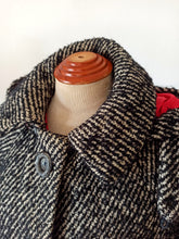 Load image into Gallery viewer, 1950s 1960s - Fabulous Wool Hooded Cape