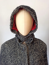 Load image into Gallery viewer, 1950s 1960s - Fabulous Wool Hooded Cape