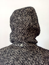 Load image into Gallery viewer, 1950s 1960s - Fabulous Wool Hooded Cape