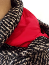 Load image into Gallery viewer, 1950s 1960s - Fabulous Wool Hooded Cape