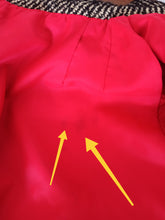 Load image into Gallery viewer, 1950s 1960s - Fabulous Wool Hooded Cape