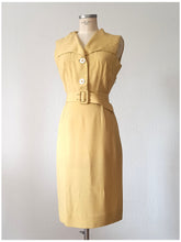Load image into Gallery viewer, 1950s - Stunning German Corn Color Linen Dress - W29 (74cm)