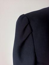Cargar imagen en el visor de la galería, 1940s (?) - Fabulous Black Soft Wool Velvet Coat - W30 (76cm)