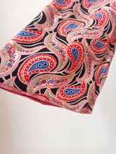 Carica l'immagine nel visualizzatore di Gallery, 1940s - Stunning Rayon Silk Housecoat