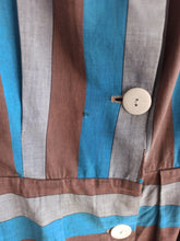 Laden Sie das Bild in den Galerie-Viewer, 1940s 1950s - Joblot x 4 Dresses