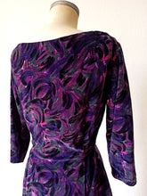 Charger l'image dans la galerie, 1950s 1960s - Stunning Italian Soft Velvet Dress - W27.5 (70cm)