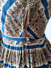 Charger l'image dans la galerie, 1940s 1950s - Spectacular Floral Cotton Dress - W28.5 (72cm)