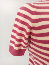 Cargar imagen en el visor de la galería, 1950s - BALLANTYNE, Scotland - Strawberry Cashmere Cardigan