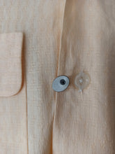 Cargar imagen en el visor de la galería, 1940s 1950s - Deadstock Peach Flap Pockets Shirt - Sz 3