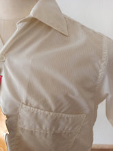 Cargar imagen en el visor de la galería, 1950s - LEO, Spain - Deadstock Nylon Shirt with Box - Sz M/L