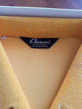 Carica l'immagine nel visualizzatore di Gallery, 1960s - CAREN, Spain - Deadstock Yellow Shirt with Box - Sz M/L
