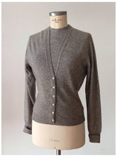 Load image into Gallery viewer, 1950s - PRINGLE, Scotland - Grey Cashmere Twin Set