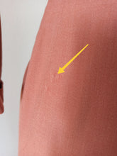 Cargar imagen en el visor de la galería, 1940s - Gorgeous Light Brick Gabardine Dress - W30 (76cm)