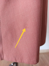 Cargar imagen en el visor de la galería, 1940s - Gorgeous Light Brick Gabardine Dress - W30 (76cm)