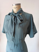 Load image into Gallery viewer, 1950s - Stunning Teal Rayon Silk Dress - W35 (88cm)