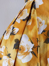 Charger l'image dans la galerie, 1950s - Spectacular Roseprint Cotton Dress - W27.5 (70cm)