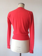 Charger l'image dans la galerie, 1950s - PRINGLE, Scotland - Stunning Red Cashmere Cardigan
