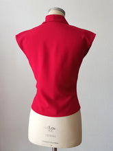 Load image into Gallery viewer, 1950s - Stunning Red Cotton Blouse - W30 (76cm)