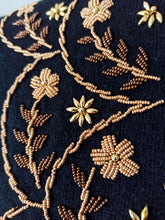 Cargar imagen en el visor de la galería, 1950s 1960s - Stunning Beaded Wool Cardigan - Sz 38