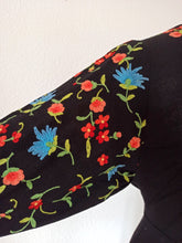 Cargar imagen en el visor de la galería, 1930s - Spectacular Austrian Embroidered Crepe Dress - W30 (76cm)