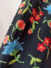 Cargar imagen en el visor de la galería, 1930s - Spectacular Austrian Embroidered Crepe Dress - W30 (76cm)