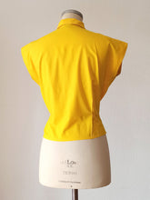 Charger l'image dans la galerie, 1950s - MCD, France - Stunning Yellow Cotton Blouse - Sz 44