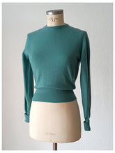 Cargar imagen en el visor de la galería, 1950s - BALLANTYNE, Scotland - Turquoise Cashmere Sweater