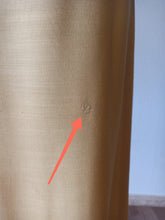 Cargar imagen en el visor de la galería, 1940s - Charming Vanilla Color Linen Dress - W32 (82cm)