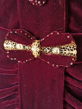 Charger l'image dans la galerie, 1930s 1940s - Superb Wine Velvet Beaded Dress - W30 (76cm)