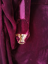 Charger l'image dans la galerie, 1930s 1940s - Superb Wine Velvet Beaded Dress - W30 (76cm)