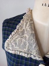 Charger l'image dans la galerie, 1940s - Adorable Flannel Wool Tartan Dress - W31 (80cm)