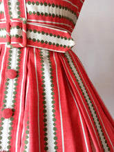 Cargar imagen en el visor de la galería, 1950s - PARIS - Delightful Cotton Bolero Dress - W26 (66cm)