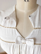 Load image into Gallery viewer, 1940s - Gorgeous White Textured Rayon Dress - W30.5 (78cm)